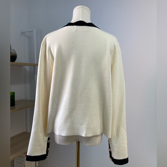 Cute blouse small - Picture 6 of 10